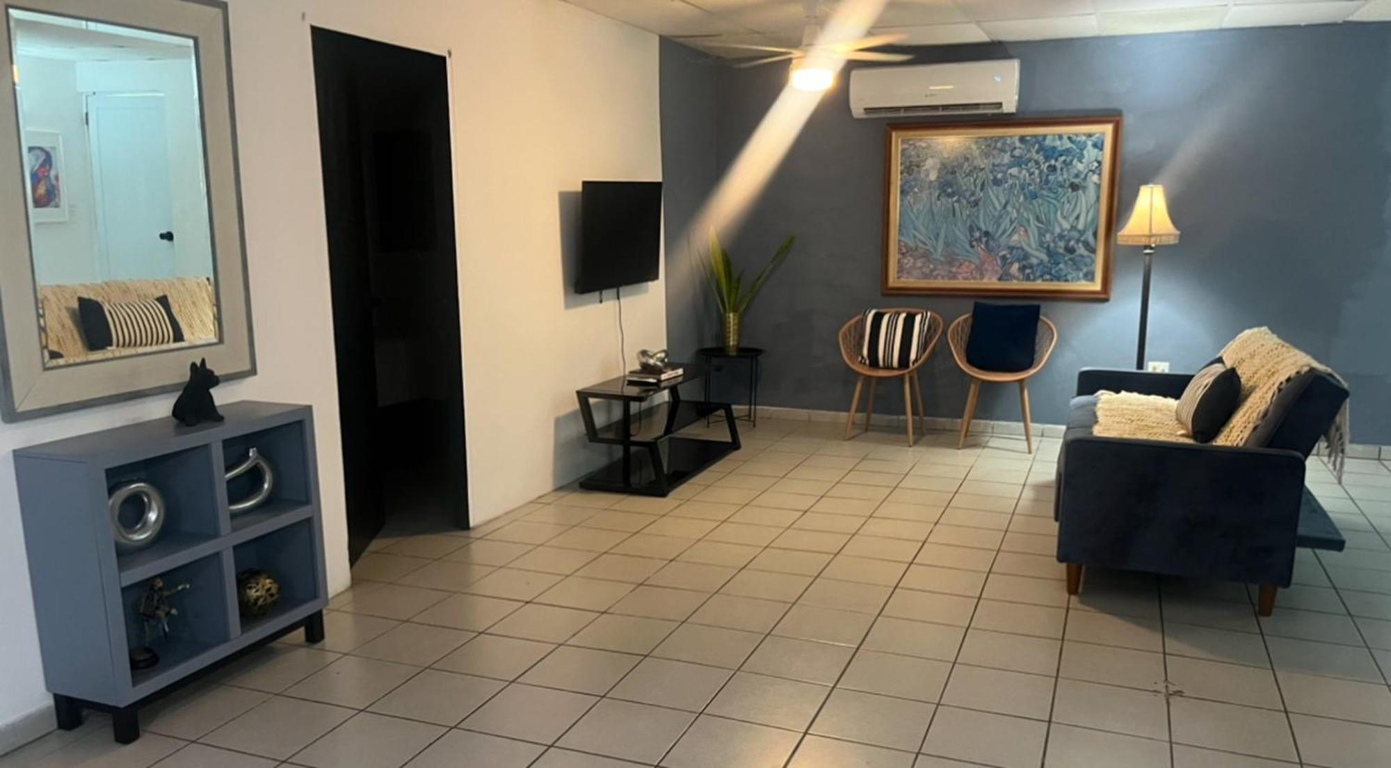 Apartment Local Nest In *